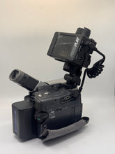 Load image into Gallery viewer, TAPELESS SONY HANDYCAM DVR-TRV33
