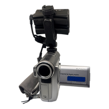Load image into Gallery viewer, TAPELESS SONY HANDYCAM DCR-PC350
