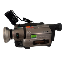 Load image into Gallery viewer, TAPELESS SONY HANDYCAM TRV85
